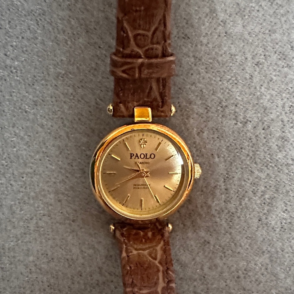 Gucci Paolo Gucci Genuine Diamond and Leather Watch - Picture 8 of 16